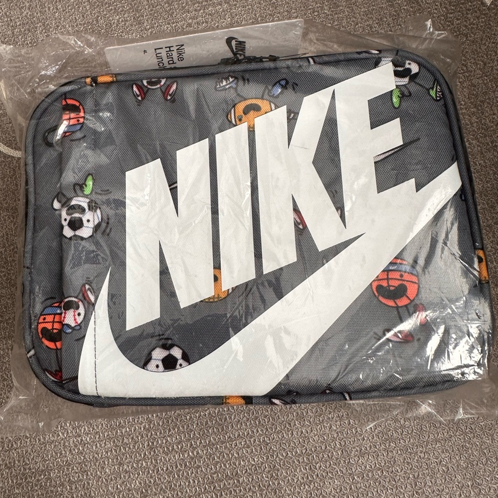 New Nike Sports Print Hard Side Lunch Bag Tote